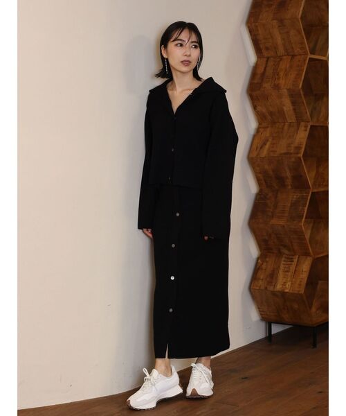 LAGUNAMOON（ラグナムーン）の「フロントボタンニットタイトスカート（スカート・レディース・モカ/ブラック・SMALL/MEDIUM）」の4枚目の写真