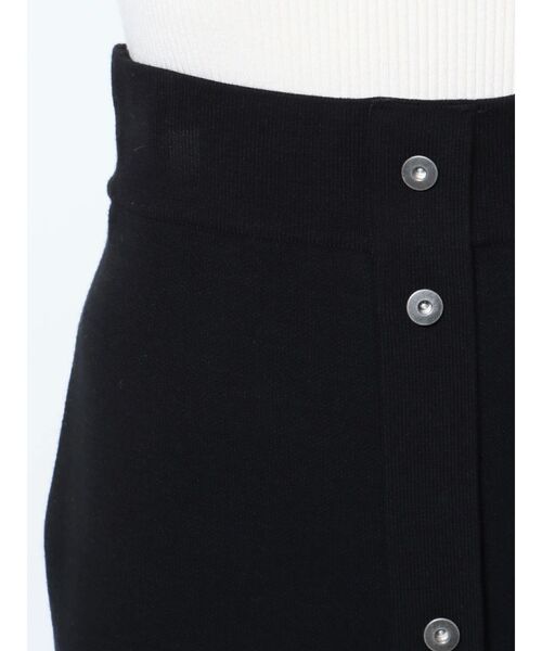 LAGUNAMOON（ラグナムーン）の「フロントボタンニットタイトスカート（スカート・レディース・モカ/ブラック・SMALL/MEDIUM）」の12枚目の写真