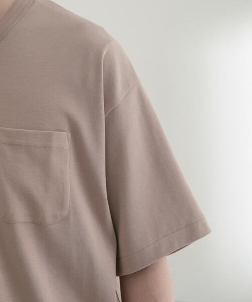 ITEMS URBANRESEARCH(アイテムズ アーバンリサーチ)の「シルケットスムース クルーネックTシャツ(Tシャツ/カットソー・メンズ・ブラック/カーキ/ホワイト/ピンク/ベージュ・MEDIUM/LARGE)」の18枚目の写真