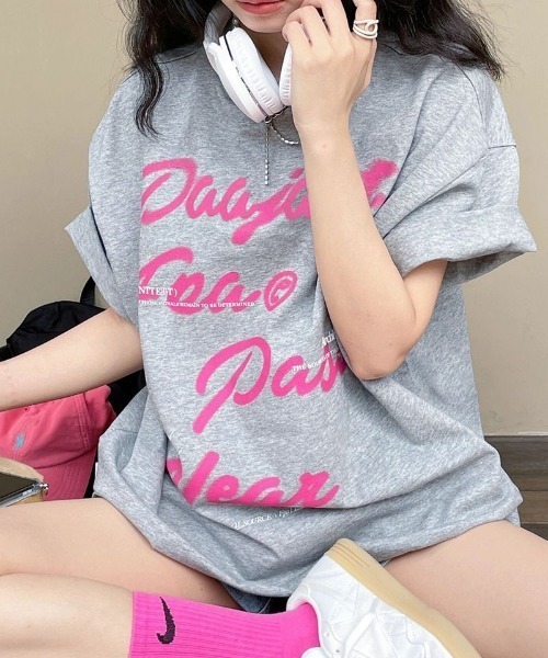 Achic（アシック）の「英文字ロゴプリント半袖Tシャツ（Tシャツ/カットソー・レディース・ブラック/グレー/ダークグレー・M）」の7枚目の写真