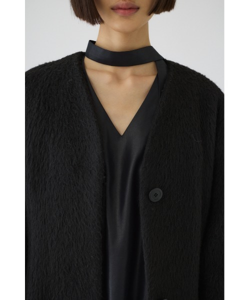 RIM.ARK（リムアーク）の「Waist shape curve CT ウエストシェープカーブコート（ノーカラーコート・レディース・ブラック/ライトグレー・36/38）」の8枚目の写真