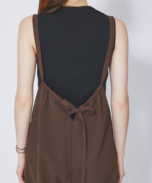 Rouge vif（ルージュヴィフ）の「ドライタッチストレッチサロペット（サロペット/オーバーオール・レディース・ブラック/ブラウン・フリー）」の4枚目の写真