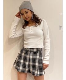 GYDA | BACK EMBROIDERYヘンリーネック TOPS(Tシャツ/カットソー)