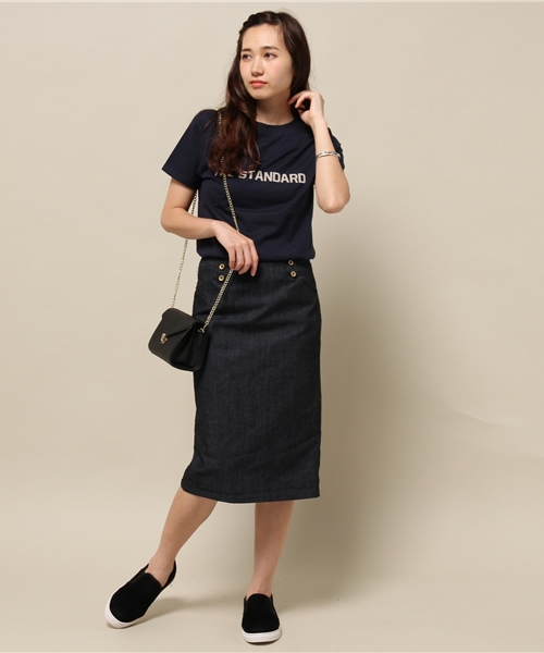 ELFORBR（エルフォーブル）の「スタンダードフロッキープリントロゴＴシャツ（Tシャツ/カットソー・レディース・ホワイト/ネイビー・MEDIUM）」の8枚目の写真