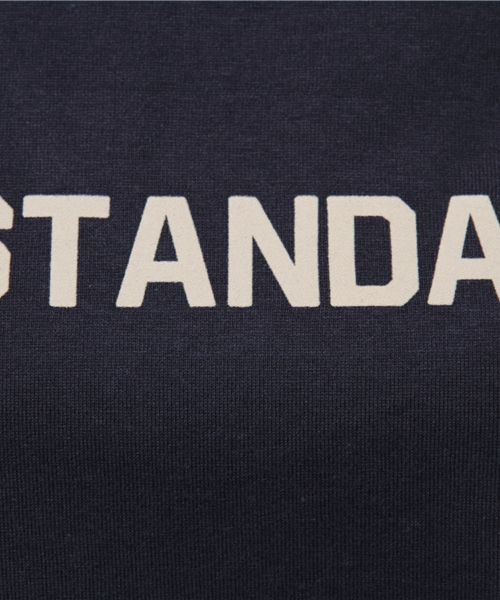 ELFORBR（エルフォーブル）の「スタンダードフロッキープリントロゴＴシャツ（Tシャツ/カットソー・レディース・ホワイト/ネイビー・MEDIUM）」の6枚目の写真