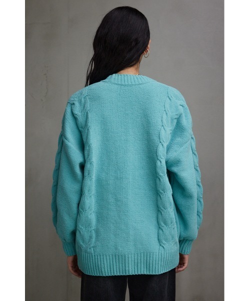 AZUL by moussy（アズールバイマウジー）の「シェニールケーブルニットカーディガン（カーディガン/ボレロ・レディース・ブラック/グレー/アイボリー/ミント・SMALL/MEDIUM）」の10枚目の写真