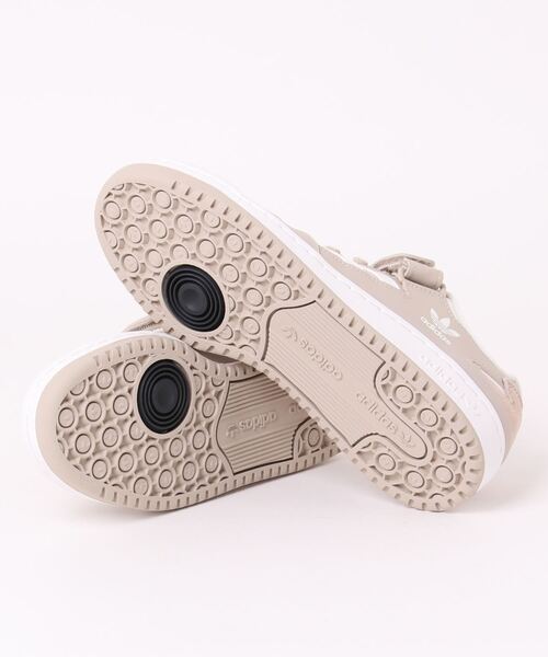 DouDou(ドゥドゥ)の「【adidas/アディダス】FORUM LOW(スニーカー・レディース・ベージュ・24cm/24.5cm)」の3枚目の写真