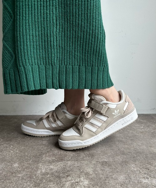 DouDou(ドゥドゥ)の「【adidas/アディダス】FORUM LOW(スニーカー・レディース・ベージュ・24cm/24.5cm)」の5枚目の写真
