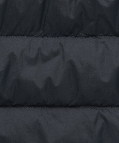 無印良品（ムジルシリョウヒン）の「軽量ダウンノーカラージャケット（帯電防止裏地）（ダウンジャケット/コート・メンズ・ブラウン系1/ダークグレー/ボルドー/ブラック・XXL/M/XL/L/XS/S）」の12枚目の写真