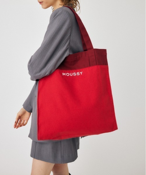 MOUSSY（マウジー）の「MOUSSY EVERYDAY トートバッグ（トートバッグ・レディース・ブラック/ブルー/イエロー/パープル/オレンジ/ホワイト/グリーン/レッド/ピンク・FREE）」の8枚目の写真