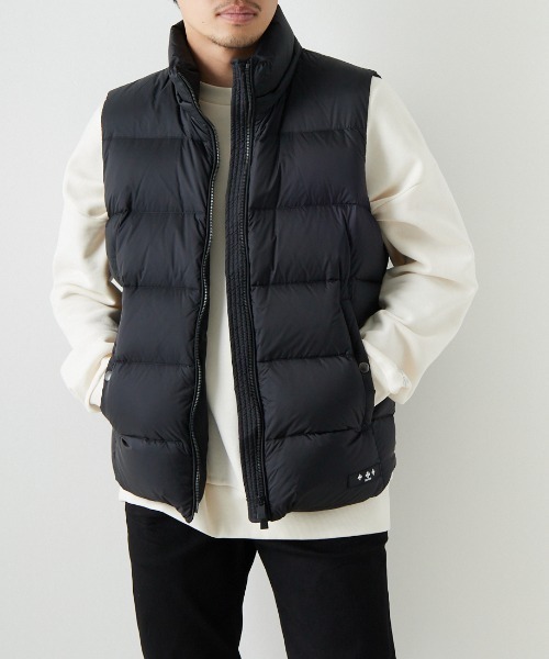 TATRAS ブラック ダウンベスト フード付き　サイズ３ TATRAS ブラック ダウンベスト フード付きサイズ3