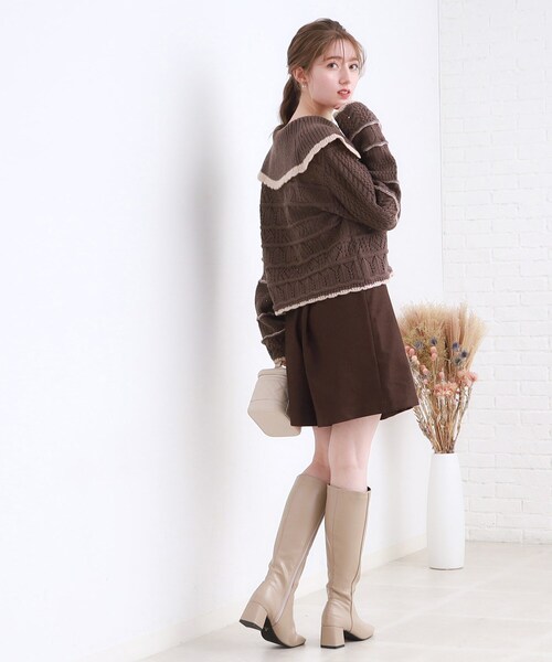 couture brooch（クチュールブローチ）の「◆透かし編みビッグカラーニット（ニット/セーター・レディース・オフホワイト/ピンク系/チャコールグレー・38）」の6枚目の写真