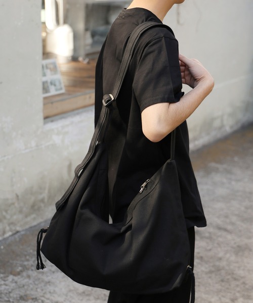 ROOPTOKYO（ループトウキョウ）の「カラーナイロンショルダーバッグ（ショルダーバッグ・メンズ・オレンジ/カーキ/ホワイト/ブラック・FREE）」の14枚目の写真