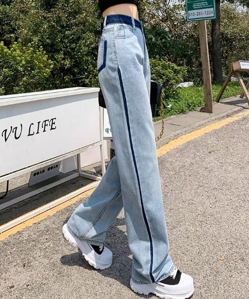 NANEA(ナネア)の「リメイク風色落ちデザインデニムストレートパンツ(デニムパンツ・レディース・ブルー・SMALL/MEDIUM/LARGE/X-LARGE)」の10枚目の写真