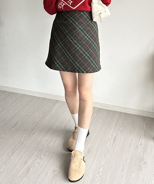 Silly（シリー）の「【カジュアルコーデに♪】スウェードクロッグサンダル（サンダル・レディース・ブラウン/グレー/ベージュ・SMALL/MEDIUM/LARGE）」の10枚目の写真