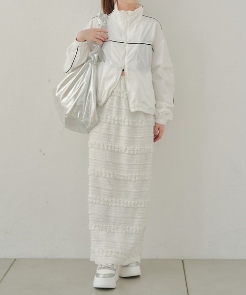 Chico（チコ）の「【4色展開】プレート付厚底スニーカー（スニーカー・レディース・ブラック/アイボリー/ブラック系その他2/シルバー・SMALL/MEDIUM/LARGE）」の21枚目の写真