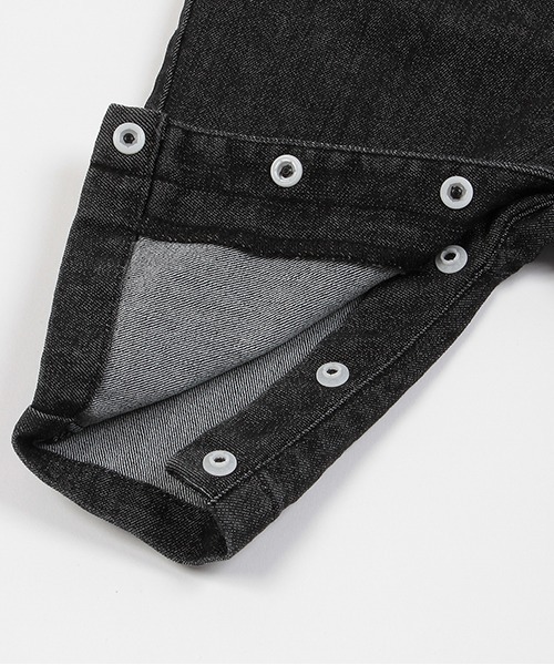 petit main（プティマイン）の「デニムサロペット（サロペット/オーバーオール・キッズ・ブラック/ブルー/アイボリー・80ｃｍ/70cm）」の9枚目の写真