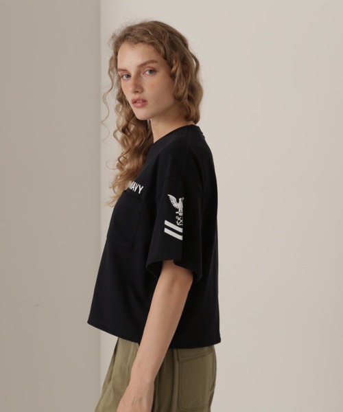 AVIREX（アヴィレックス）の「NAVAL POCKET SHORT T-SHIRT/ネイバルポケット ショートティーシャツ（Tシャツ/カットソー・レディース・ネイビー/オフホワイト/ネイビー系/レモンイエロー・FREE）」の11枚目の写真