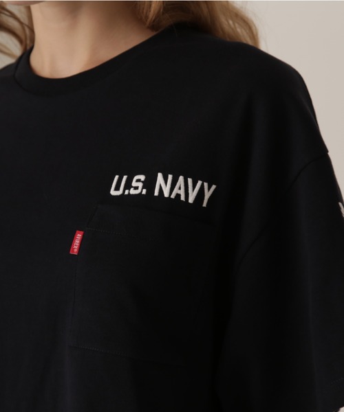 AVIREX（アヴィレックス）の「NAVAL POCKET SHORT T-SHIRT/ネイバルポケット ショートティーシャツ（Tシャツ/カットソー・レディース・ネイビー/オフホワイト/ネイビー系/レモンイエロー・FREE）」の14枚目の写真