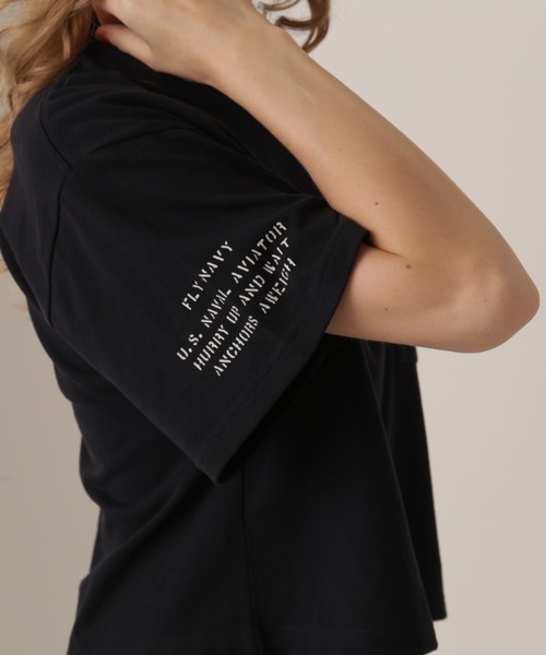 AVIREX（アヴィレックス）の「NAVAL POCKET SHORT T-SHIRT/ネイバルポケット ショートティーシャツ（Tシャツ/カットソー・レディース・ネイビー/オフホワイト/ネイビー系/レモンイエロー・FREE）」の16枚目の写真