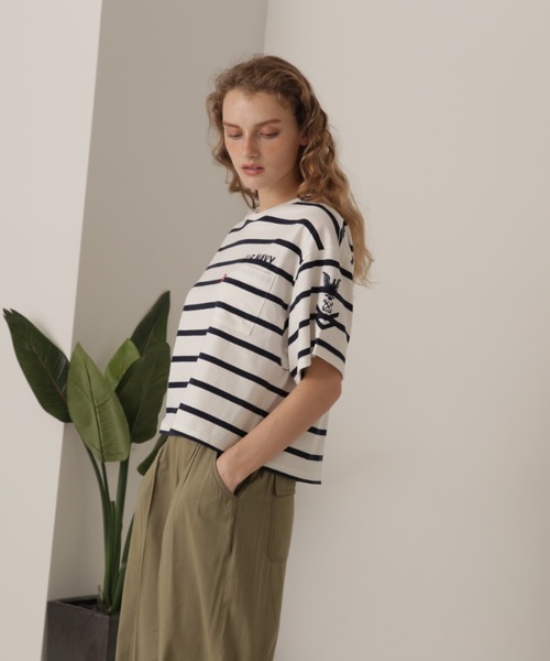 AVIREX（アヴィレックス）の「NAVAL POCKET SHORT T-SHIRT/ネイバルポケット ショートティーシャツ（Tシャツ/カットソー・レディース・ネイビー/オフホワイト/ネイビー系/レモンイエロー・FREE）」の6枚目の写真