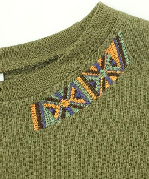 チチカカ(チチカカ)の「ドルマンコクーン刺繍プルオーバー(Tシャツ/カットソー・レディース・ベージュ/ブラック/カーキ/ターコイズブルー・FREE)」の20枚目の写真