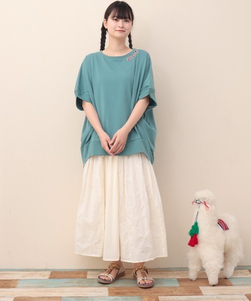 チチカカ(チチカカ)の「ドルマンコクーン刺繍プルオーバー(Tシャツ/カットソー・レディース・ベージュ/ブラック/カーキ/ターコイズブルー・FREE)」の7枚目の写真