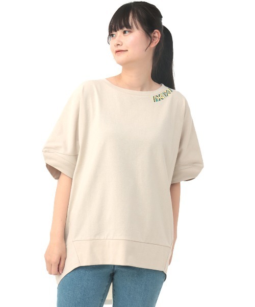 チチカカ(チチカカ)の「ドルマンコクーン刺繍プルオーバー(Tシャツ/カットソー・レディース・ベージュ/ブラック/カーキ/ターコイズブルー・FREE)」の10枚目の写真