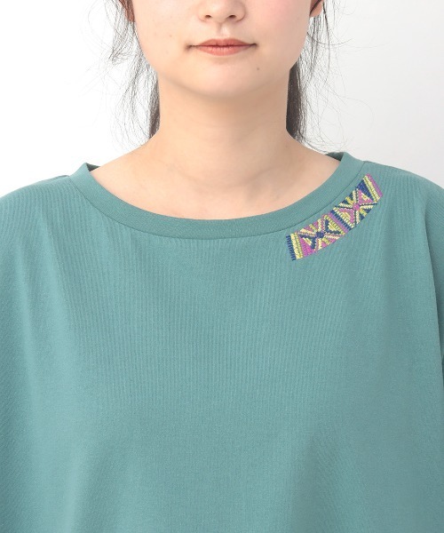 チチカカ(チチカカ)の「ドルマンコクーン刺繍プルオーバー(Tシャツ/カットソー・レディース・ベージュ/ブラック/カーキ/ターコイズブルー・FREE)」の16枚目の写真