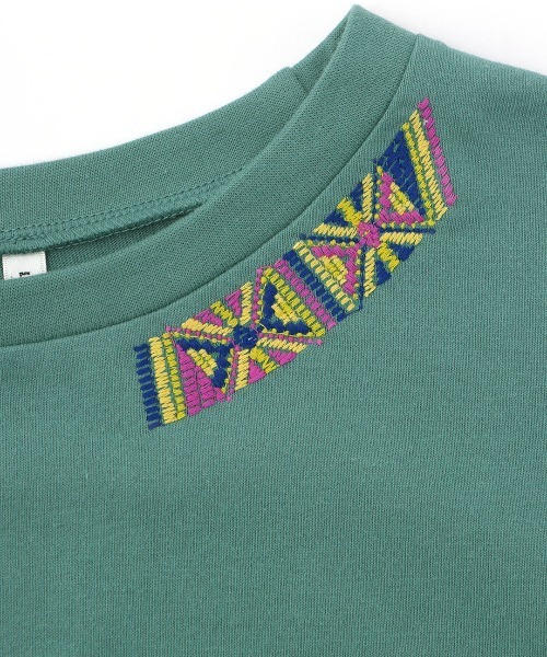 チチカカ(チチカカ)の「ドルマンコクーン刺繍プルオーバー(Tシャツ/カットソー・レディース・ベージュ/ブラック/カーキ/ターコイズブルー・FREE)」の19枚目の写真