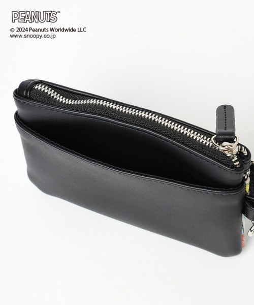 LEPSIM(レプシィム)の「【PEANUTS】コミックコインケース 996634(コインケース・レディース・アイボリー/ブラック・ONE SIZE)」の4枚目の写真