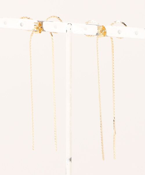 one after another NICE CLAUP（ワンアフターアナザーナイスクラップ）の「リボンピアス/イヤリング（イヤリング・レディース・ゴールド/シルバー/シルバー系その他/ゴールド系その他・FREE）」の5枚目の写真