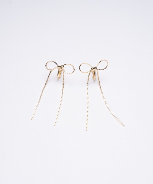 one after another NICE CLAUP（ワンアフターアナザーナイスクラップ）の「リボンピアス/イヤリング（イヤリング・レディース・ゴールド/シルバー/シルバー系その他/ゴールド系その他・FREE）」の4枚目の写真