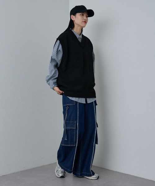 COLONY 2139（コロニートゥーワンスリーナイン）の「エアリーニットベスト（ベスト・メンズ・ブルー/ブラック・LARGE/MEDIUM）」の9枚目の写真