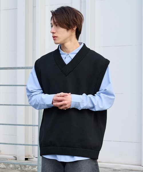 COLONY 2139（コロニートゥーワンスリーナイン）の「エアリーニットベスト（ベスト・メンズ・ブルー/ブラック・LARGE/MEDIUM）」の10枚目の写真