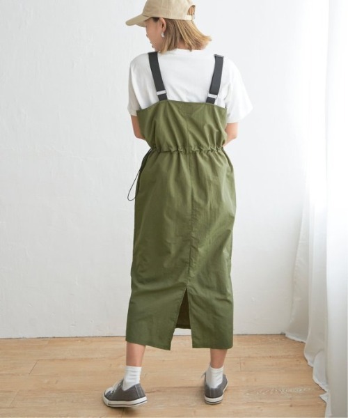 LBC（エルビーシー）の「ナイロンワークジャンスカ（ワンピース・レディース・ダークオリーブ/ブラック・M）」の15枚目の写真