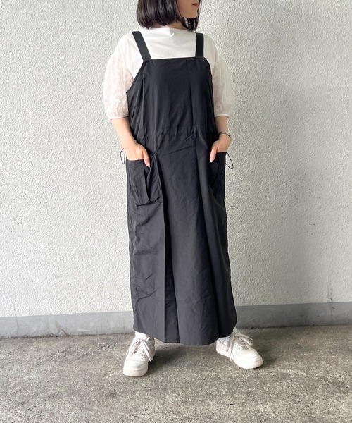 LBC（エルビーシー）の「ナイロンワークジャンスカ（ワンピース・レディース・ダークオリーブ/ブラック・M）」の18枚目の写真