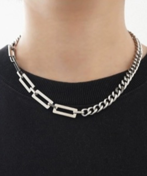 A‘gem 9（エージェムナイン）の「A'GEM/9 × .kom 『KANSAI STUDIO/カンサイスタジオ』 ポイントチェーンネックレス（ネックレス・レディース・シルバー・FREE）」の2枚目の写真