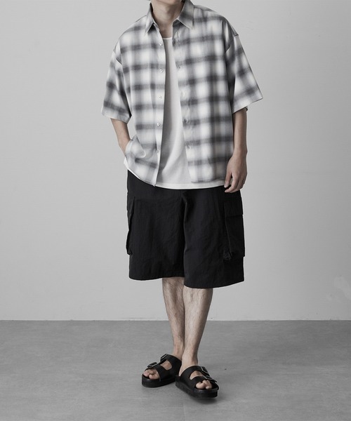 RUUBON（ルーボン）の「【RUUBON】water repellent half cargo pants / 撥水ハーフカーゴパンツ（カーゴパンツ・メンズ・カーキ/ブラック・L/M/S）」の6枚目の写真