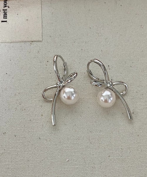 Esime(エシミー)の「リボンピアス リボンアクセ(ピアス(両耳用)・レディース・シルバー/ゴールド・FREE)」の12枚目の写真