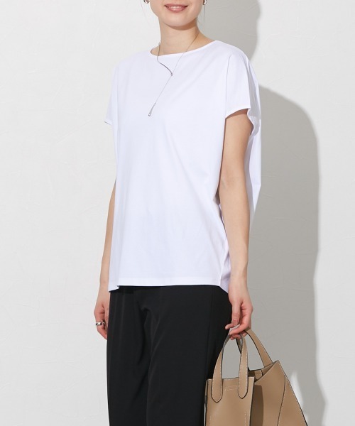 slattgir（スラットジール）の「高身長　ONにもOFFにも使えるキレイ見えドルマンスリーブカットソー（トールサイズ）（Tシャツ/カットソー・レディース・ベージュ/ブラック/オフホワイト/ミント・3L/4L/5L/LL/M/L）」の9枚目の写真