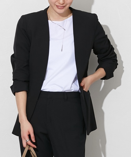 slattgir（スラットジール）の「高身長　ONにもOFFにも使えるキレイ見えドルマンスリーブカットソー（トールサイズ）（Tシャツ/カットソー・レディース・ベージュ/ブラック/オフホワイト/ミント・3L/4L/5L/LL/M/L）」の13枚目の写真