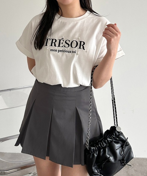 apres jour mignon(アプレジュールミニョン)の「パールロゴTシャツ【ZOZOTOWN限定アイテム】(Tシャツ/カットソー・レディース・ブルー/オフホワイト/ブラック・フリー/X-LARGE)」の1枚目の写真