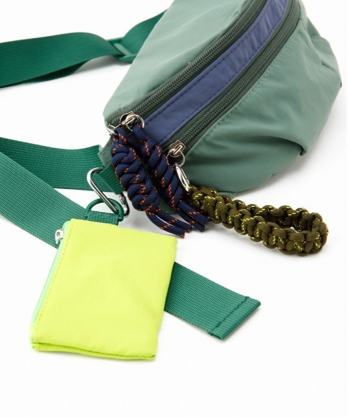 CONTROL FREAK / CTFK（コントロールフリーク）の「CONTROL FREAK / CTFK（コントロールフリーク）撥水ナイロンウエストポーチ（ボディバッグ/ウエストポーチ・レディース・ブラック/サンドグレー/モスグリーン/マスタード/グレー・FREE）」の12枚目の写真