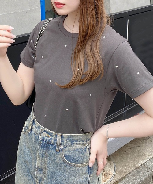 INGNI(イング)の「ラインストーン飛ばしTシャツ(Tシャツ/カットソー・レディース・オフホワイト/ライトピンク/チャコールグレー・M)」の2枚目の写真