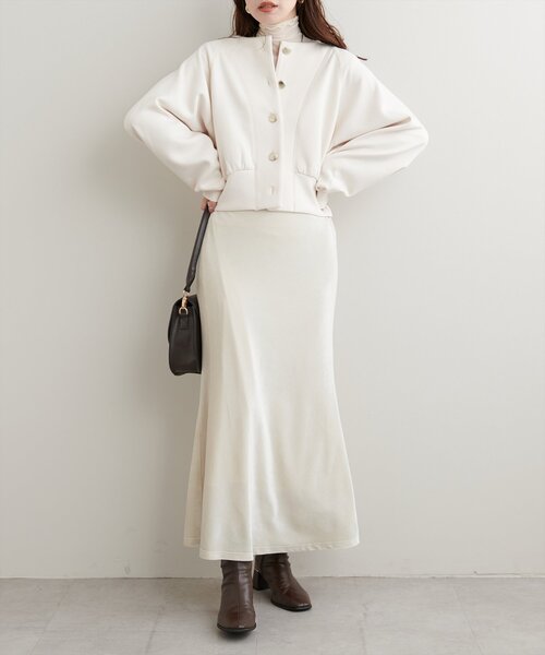 natural couture(ナチュラルクチュール)の「金釦ノーカラーダンボールブルゾン(ブルゾン・レディース・ネイビー/オフホワイト/グレー/ブラック・FREE)」の8枚目の写真