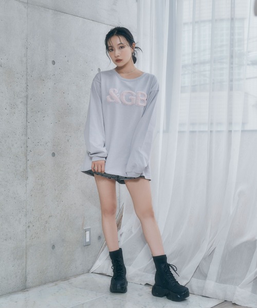 ANDGEEBEE（アンジービー）の「UNISEX ロゴファーロンT（Tシャツ/カットソー・レディース・チャコールグレー/ライトグレー・FREE）」の18枚目の写真
