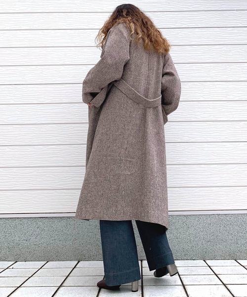 Q（キュー）の「ヘリンボーンスタンドロングコート（その他アウター