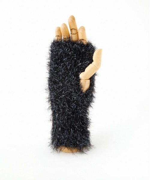 CONTROL FREAK / CTFK(コントロールフリーク)の「CONTROL FREAK(コントロールフリーク)ラメフェザーグローブ(手袋・レディース・ブラック/ベージュ/グレー・FREE)」の15枚目の写真