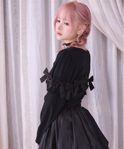 FickleBebe(フィクルベベ)の「ボリュームリボントップス(Tシャツ/カットソー・レディース・ブラック/ホワイト・FREE)」の6枚目の写真